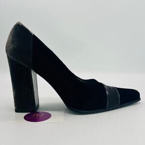 *SINGLE * AMPUTEE* Prada Women's Vintage Black Velvet Pump Heel Size 38